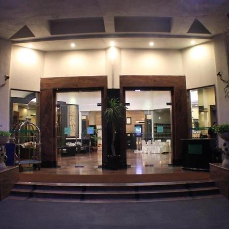 Maxwell Hotel Джакарта Экстерьер фото