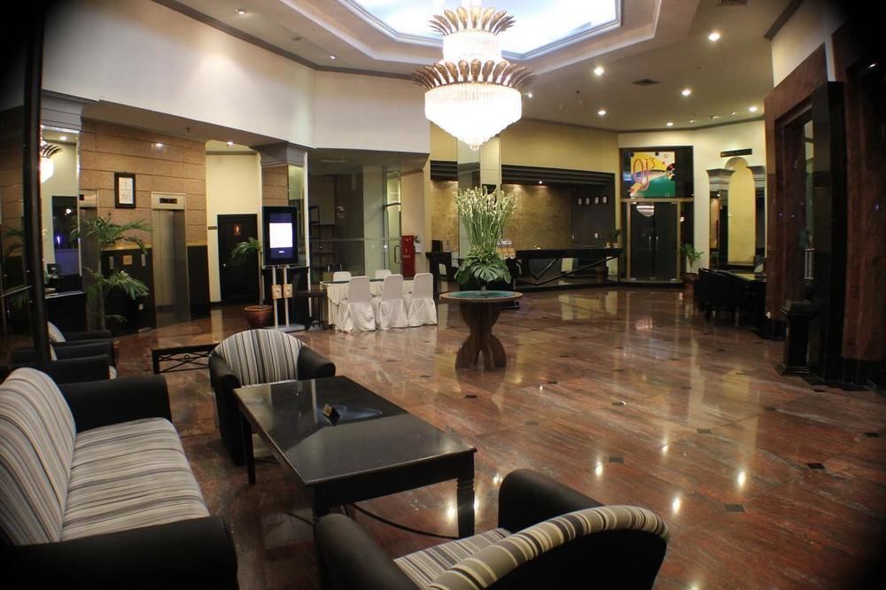 Maxwell Hotel Джакарта Экстерьер фото