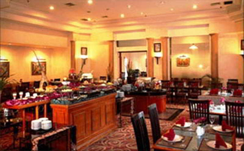Maxwell Hotel Джакарта Экстерьер фото
